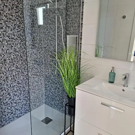 Fantástica Cusmano Con Piscina Privada Villa *